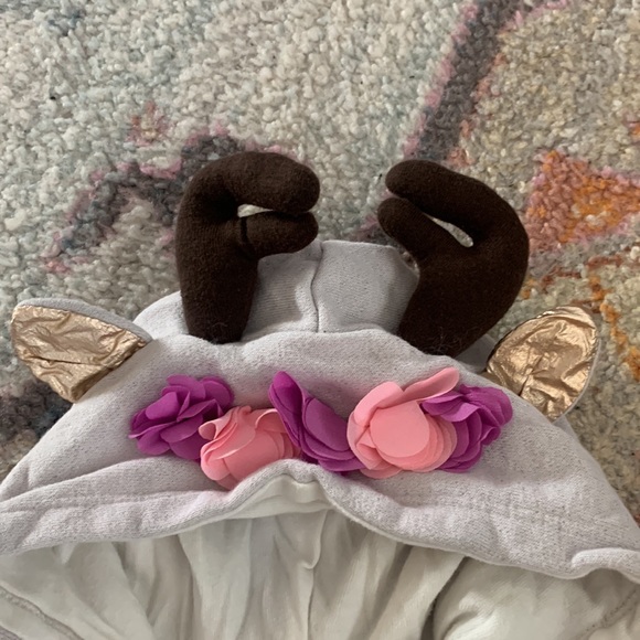 Adorable Sweeatsuit - Picture 2 of 4